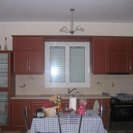 ήσυχο οικογενειακό σπίτι. * Astros