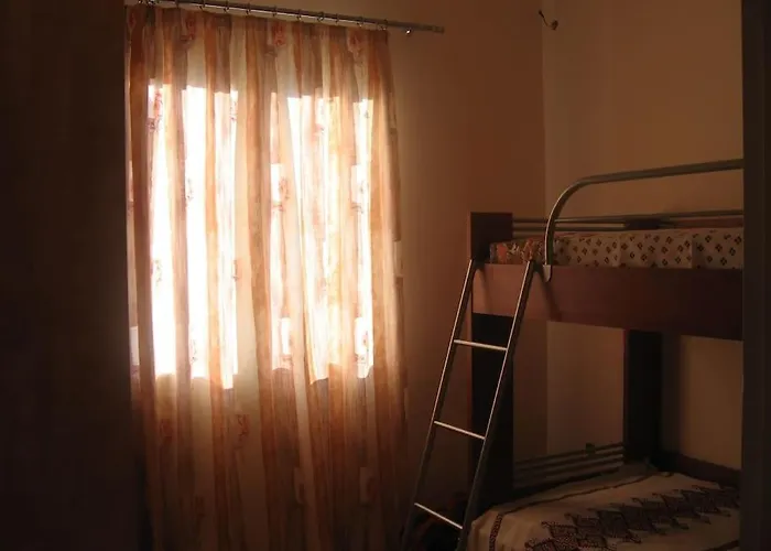 ήσυχο οικογενειακό σπίτι. Feriehus Astros