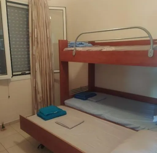 ήσυχο οικογενειακό σπίτι. * Astros