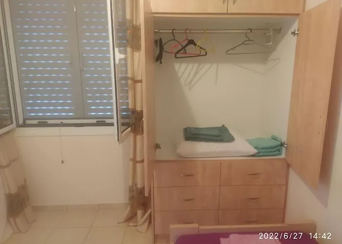 ήσυχο οικογενειακό σπίτι.